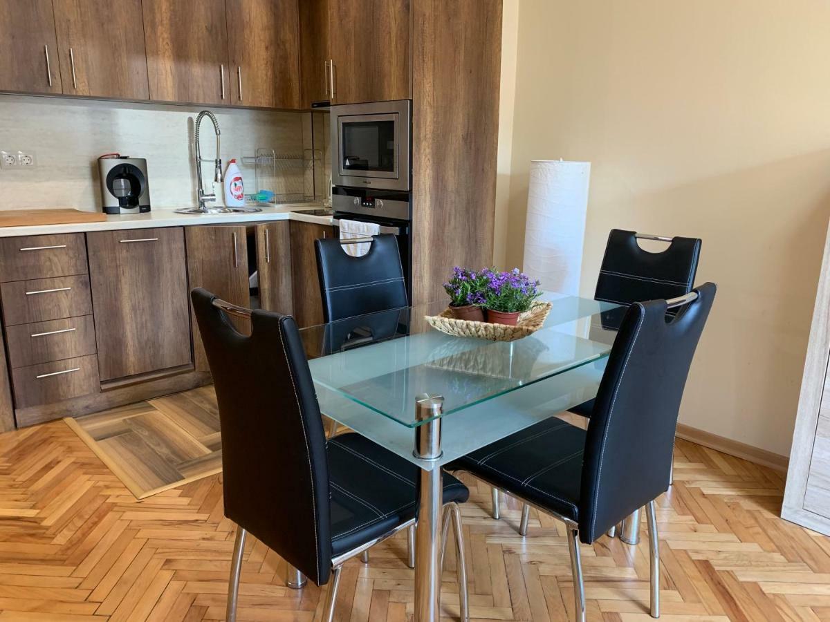 Stambolijski 26 Apartment Sofia Bagian luar foto